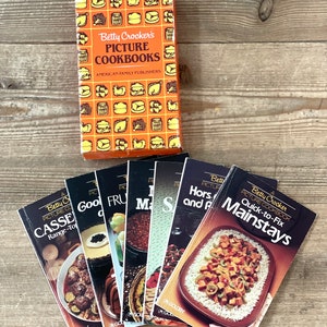 Betty Crocker boxed set of cookbooks- Betty Crocker’s picture cookbooks American Family Publishers- set of 7 vintage cookbooks