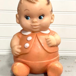 Vintage rubber squeaky baby toy- 1968 Uneeda doll Co.- no longer squeaks
