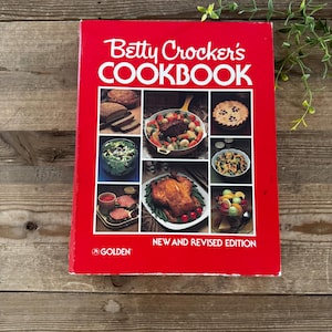 1978 Betty Crocker Cookbook: Vintage Red Hardcover Spiral