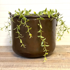 Copper planter- Vintage copper Kettle pot- vintage bucket- Textured hammered copper