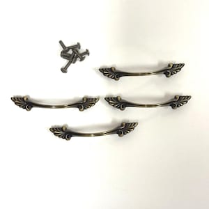 Set of 4 Antique Brass Leaf Drawer Pulls 3 Inch Center to Center Handles