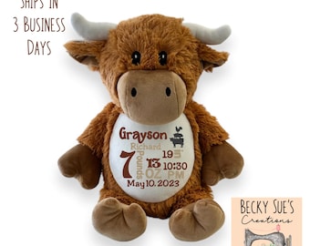 Personalized stuffed animal highland cow, embroidered birth announcement, embroidered farm baby shower gift idea