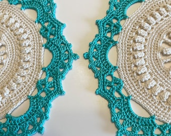 Jade/Antique White Doilies - set of 2 (#01-06-5)