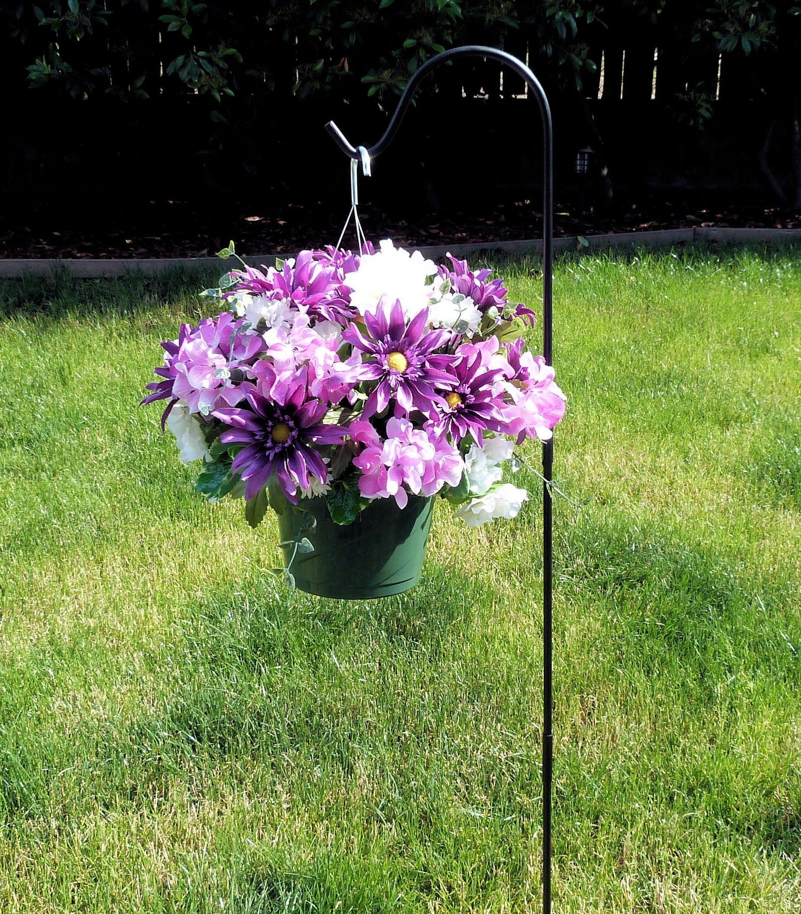 Summer Cemetery Basket Cemetery Hanging Basket with Daisies Etsy