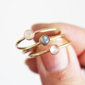 Gold Rainbow Moonstone Ring - Gold Filled Ring - Moonstone Gold Ring - Engagement Ring - Labradorite Ring