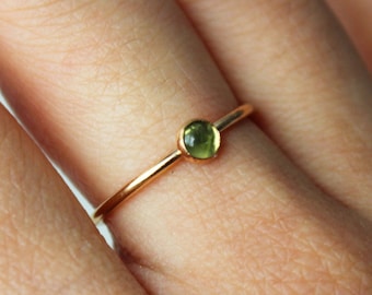 Peridot Gemstone Ring, August Birthstone Ring, Green Birthstone Rings, Birthstone Jewelry, Family Birthstone Ring, Tiny Birthstone Ring Gift