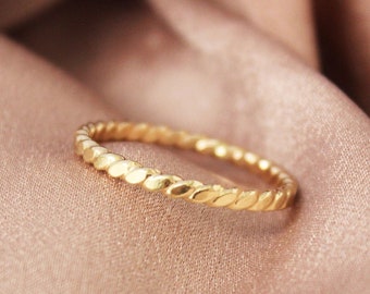 Gold Croissant Ring - 14k Croissant Twist Ring, Thin Stacking Ring, Stackable Twist Croissant Ring, 14k Gold Filled Croissant Ring