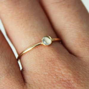 April Birthstone Ring, White Agate Gemstone Ring, Birthstone Rings, Birthstone Jewelry, Family Birthstone Ring, Tiny Birthstone Ring, Gift