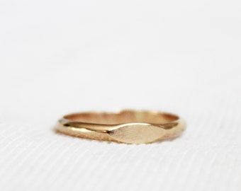 Gold Signet Ring - Tiny Signet Ring - Gold Stacking Ring - Thick Band Ring - Gold Ring - Simple Gold Ring - Gold Filled Ring - Dainty Ring