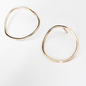 Kreis Ohrstecker - Gold Ohrstecker - Große Kreis Ohrstecker - Geometrische Ohrringe - Gold Kreis Post - Gold Ohrstecker