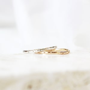 Bague poussière d'étoile, petite bague constellation, bague céleste, bague étoile en or, bague empilable, bague étoile scintillante, bague étoile du nord, bague simple