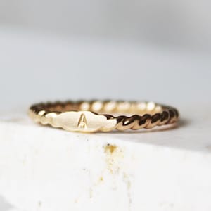 Rope Signet Ring, Custom Letter Ring, Twist Initial Ring, Personalized Signet Ring, 14k Gold Signet Ring, Gold Ring 14k Gold Filled Ring