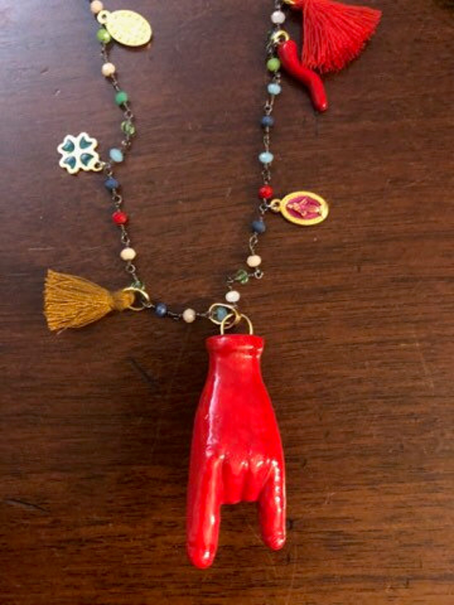 Collana minimalista personalizzata con pietre di nasca del malocchio