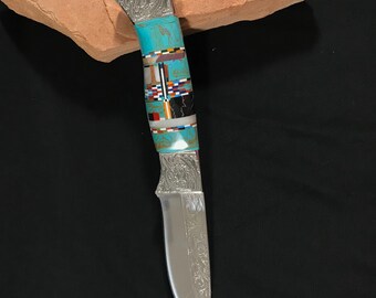 南西部スタイルの彫刻入りブーツナイフ、マルチカラーインレイと
