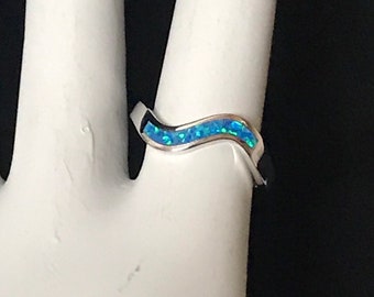 Blue Fire Opal Inlay Solid 925 Sterling Silver Wavy Band Ring Sizes 6,7,8. Free ship in the USA