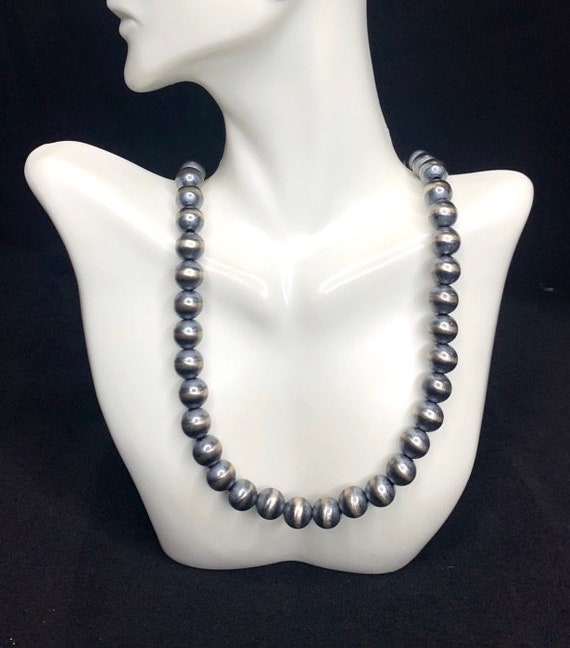 Navajo Ghost Beads Bracelet | Cloud Chief & Co.