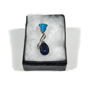 Tanzanite and Blue Fire Opal inlay sterling silver Pendant necklace. Free 18&#39;&#39; silver chain.