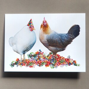 Carte d'anniversaire de poules fêtardes