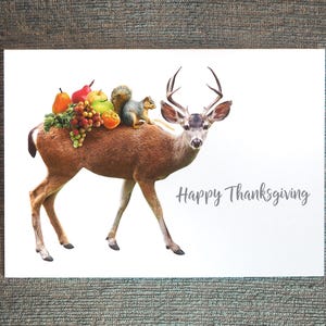 Carte Happy Thanksgiving pour récolte d'écureuils