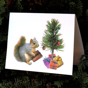 Carte de Noël imprimable écureuil, carte de Noël imprimable écureuil avec petit sapin de Noël