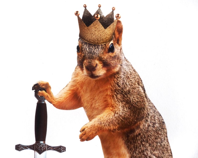 King Squirrel Father's Day Card image 3