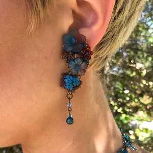 BLUE BAYOU Hand Beaded DRop Earring by Vintage Jewelry Designer COLLEEn TOLANd