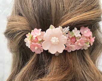 ヴィンテージジュエリーデザイナー Colleen Toland による PANSY PINK バレッタ ピンクのヘアクリップ ヘアアクセサリー ハンドメイド ロマンチック 花 花柄 ガーデン ギフト