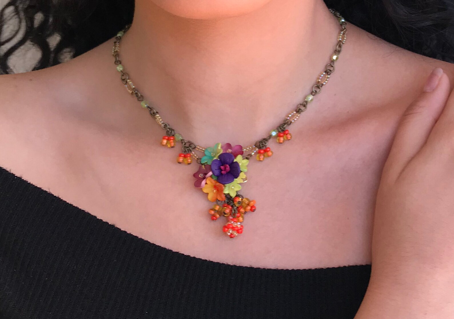 SWEET FLOWER NECKLACE in Stunning Colors by Designer Colleen - Etsy