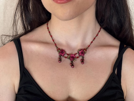 Colleen Toland Tea Rose Tri Flower Red Flower Necklace Handmade