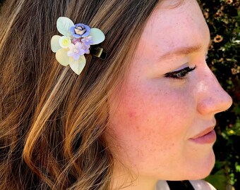 Pretty Lavender and Purple Hair Clip.  Hand made by Vintage Jewlery Designer Colleen Toland