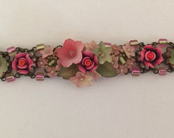 デザイナーColleen Tolandによる、SPRING BLOOMハンドビーズの