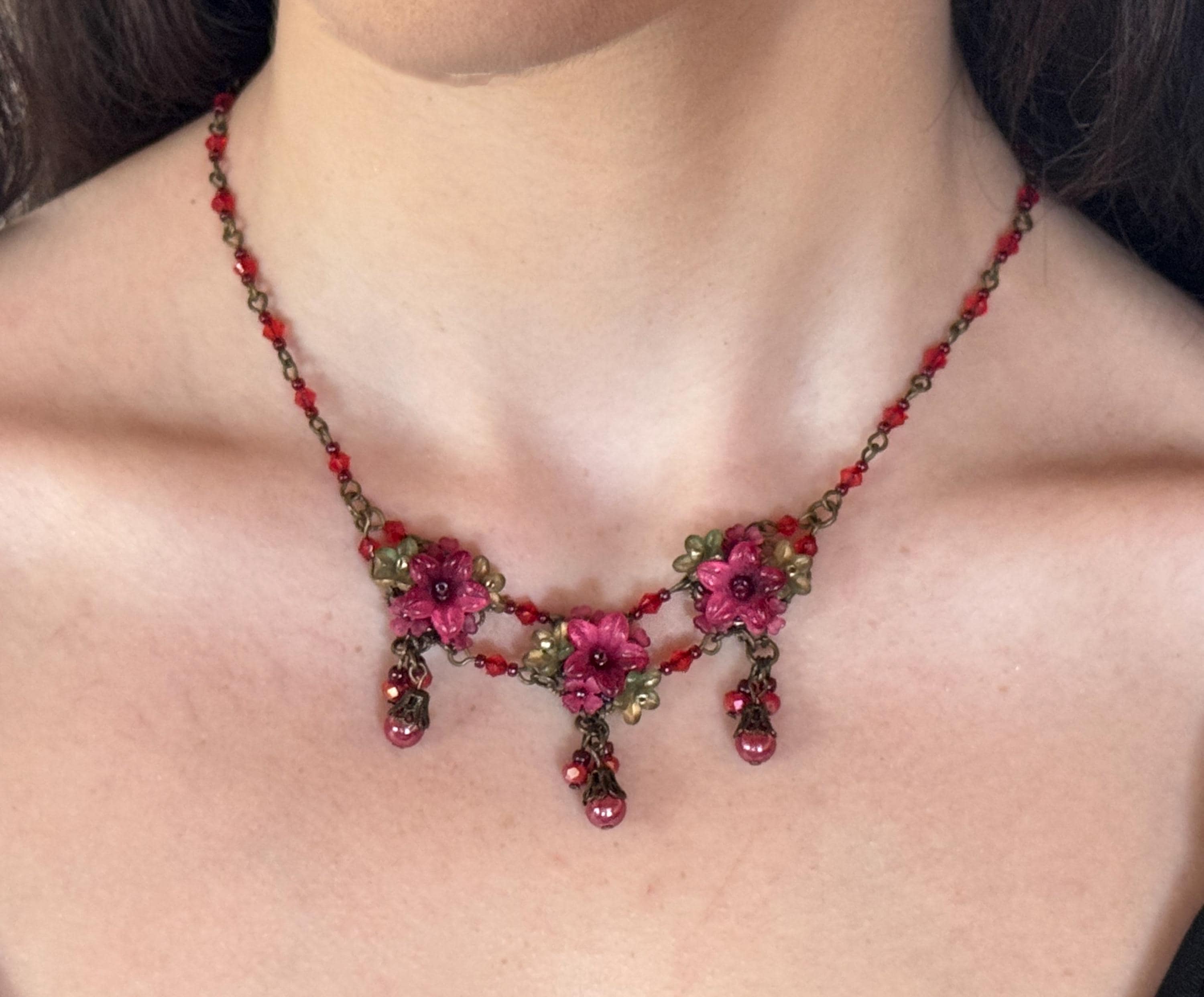 66訳ありColleen Tolandフラワーモチーフ ネックレス ピンク Colleen Toland Tea Rose Tri Flower Red Flower Necklace Handmade