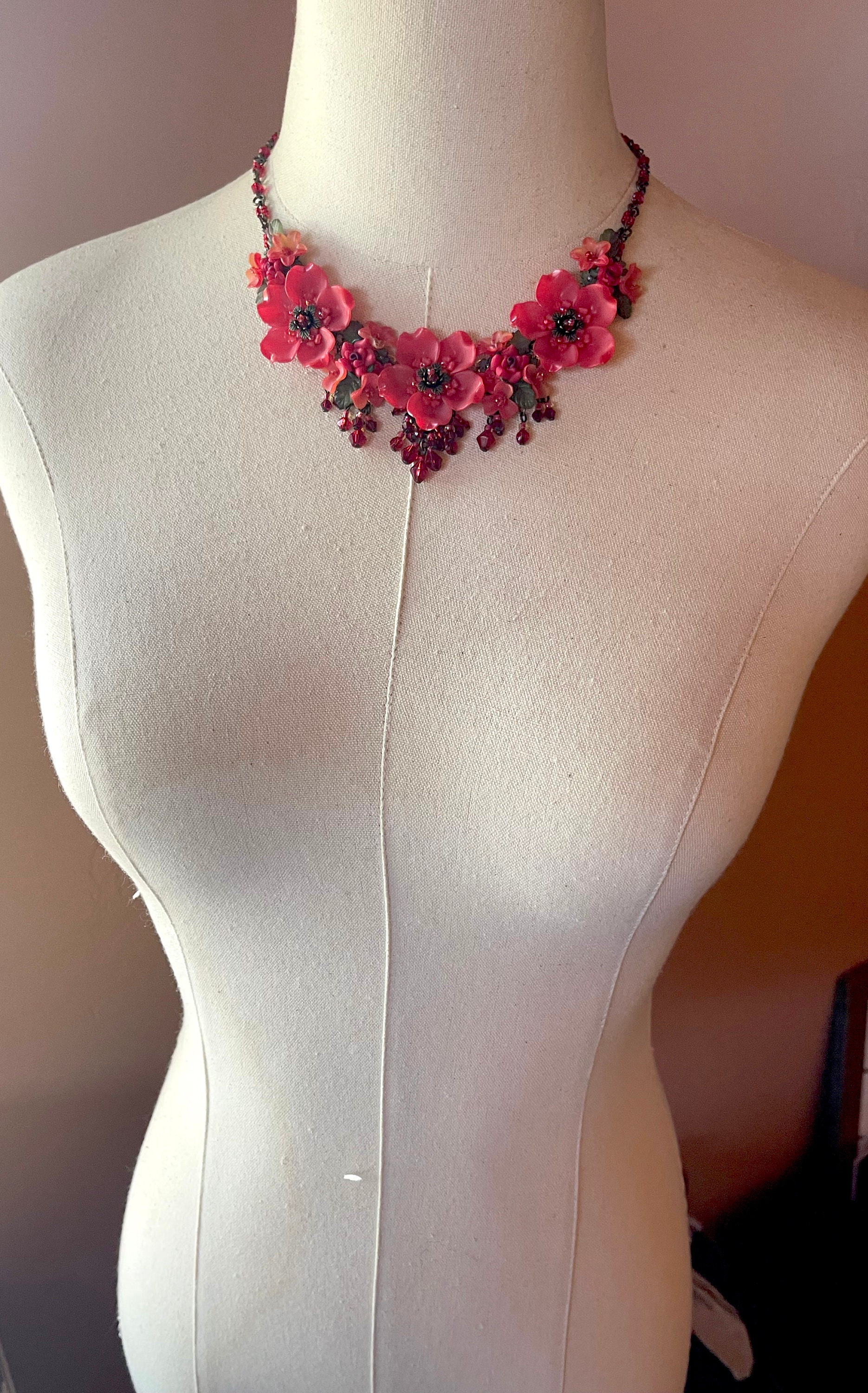 Colleen Toland ネックレス フラワー ビーズ レッド系