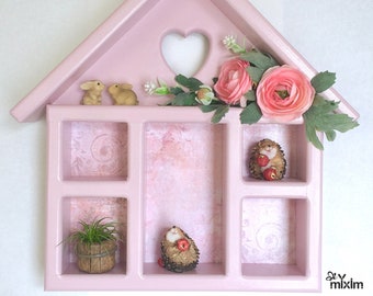 Strawberry pink shelf, heart-shaped cutout girls room pink hanging shelf, pink display box, pink house-shaped shelf, pink wooden shelf