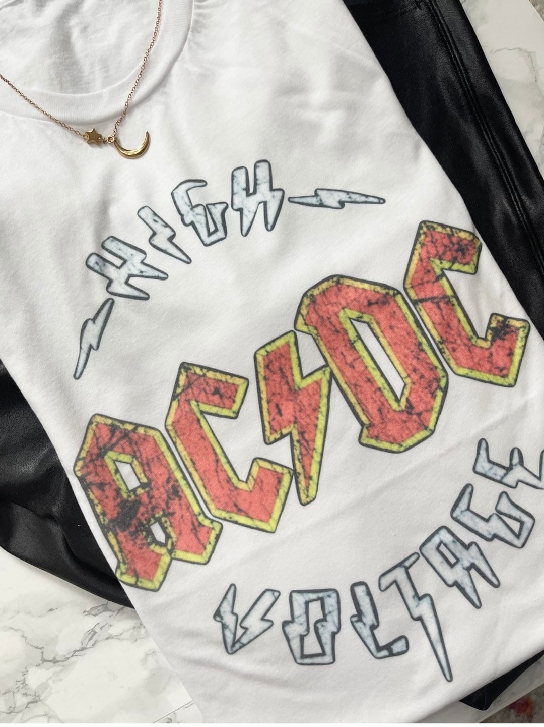 AC/DC/T- Shirt/ Vintage Feel Tee - Etsy