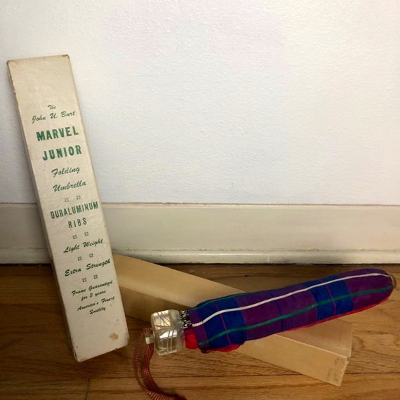 60s Plaid Umbrella Carved Lucite Handle In Box Re… - image 8