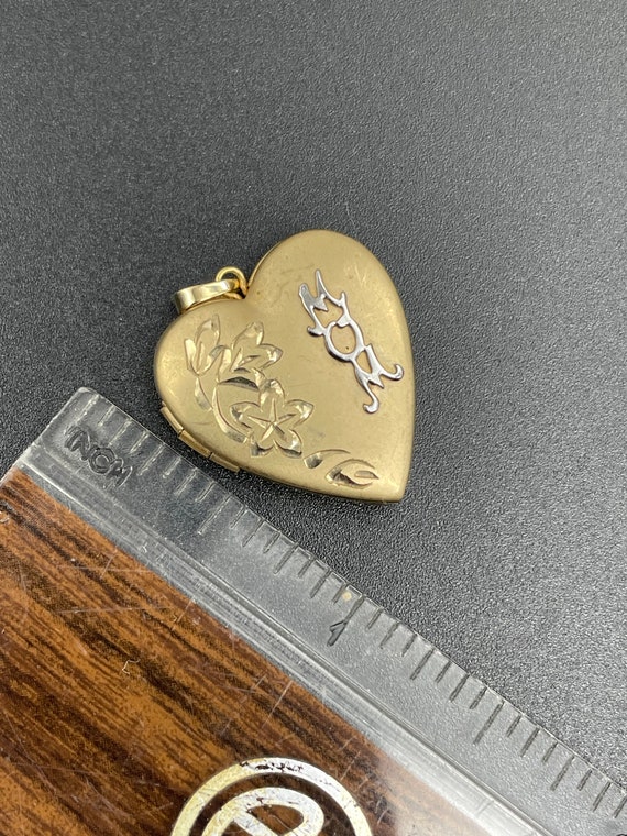 Vintage Mom Heart Locket 14K Gold Filled Repousse - image 3
