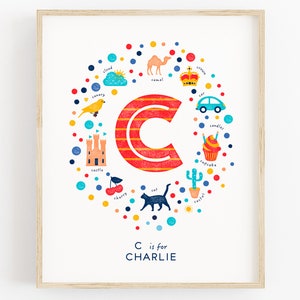 Impresión artística con la letra C, impresión personalizada con el nombre de los niños, C es para coche, arte de pared personalizado para niños, póster para dormitorio de niños, regalo de bautizo, lunares