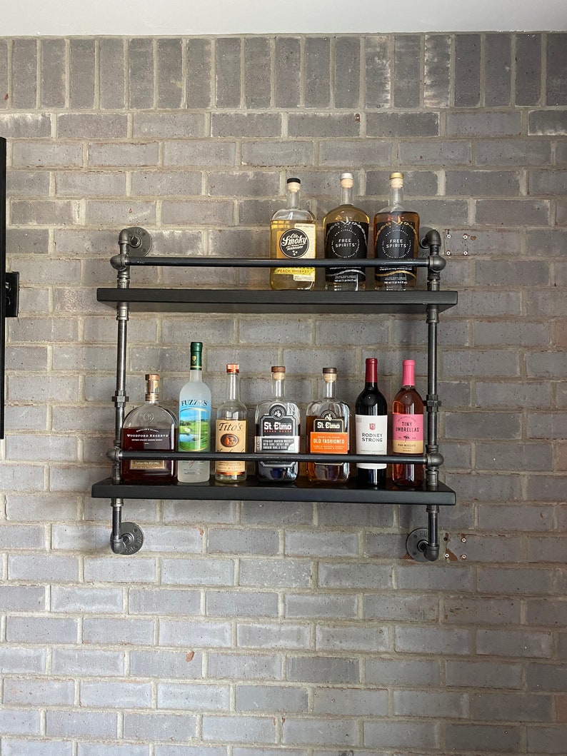 Industrial Bar Shelving Shelf with Pipe and Wood