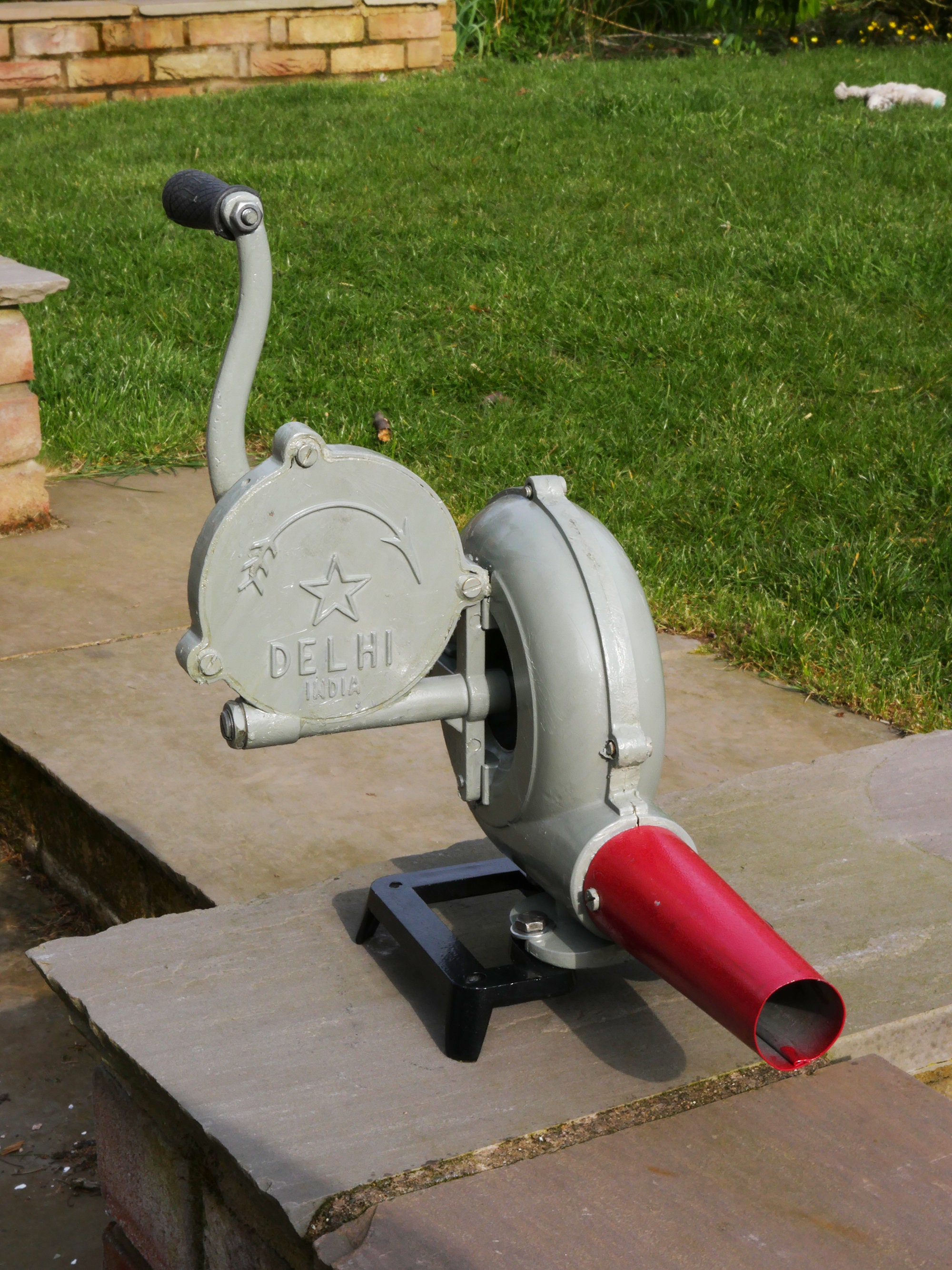 Hand Cranked AZAD Air Blower Four Sizes Manual Hand Blower Trusted UK