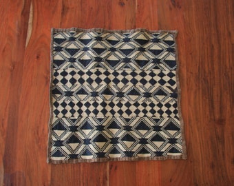 クバ布 22x24インチ | タペストリー 壁掛け | ラグ 壁掛け | アフリカ