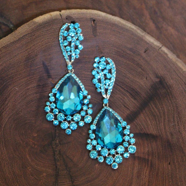 large crystal teal blue rhinestone earrings, aqua blue pageant earrings, teal rhinestone prom earrings, chunky aqua earrings