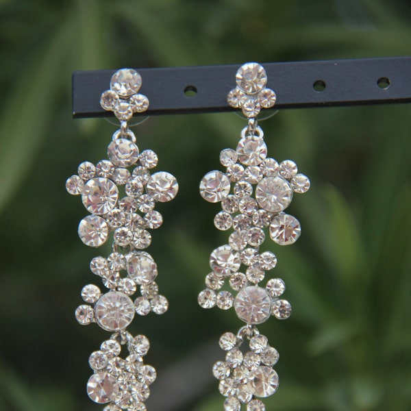 clear rhinestone dangle earrings, drop earrings, rhinestone pageant/prom earrings, bridal rhinestone earrings