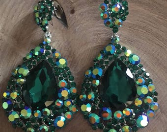 Emerald earrings, emerald crystal earrings, emerald large rhinestone pageant earrings, chunky green prom earrings, emerald clip on earrings