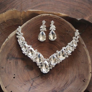 bridal necklace set, bridal crystal necklace and earrings set, clear rhinestone necklace and earrings, evening necklace set, prom necklace