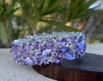 Light purple bracelet, lilac rhinestone stretch bracelet, lavender crystal bracelet