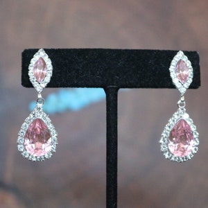 light rose earrings, flower girl pink earrings, blush rose bridal earrings, light pink prom earrings, small dangle earrings