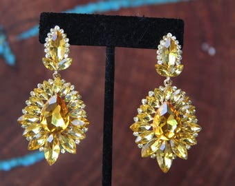 orecchini di strass gialli, orecchini di cristallo giallo, orecchini da ballo gialli, orecchini di spettacolo giallo, orecchini lampadari di strass