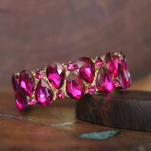 fuchsia bracelet, hot pink bracelet, fuchsia prom bracelet, hot pink bridal bracelet, pink crystal pageant bracelet, pink stretch bracelet
