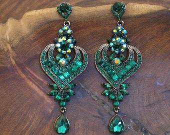 emerald green rhinestone long earrings, emerald green pageant chandelier earrings, emerald prom earrings, clip on emerald green earrings